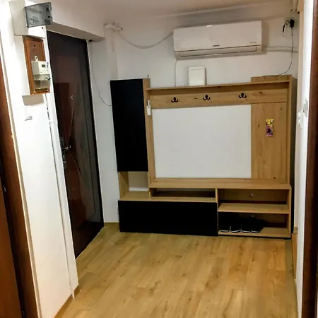 Glimpse Of The Past * Bucharest