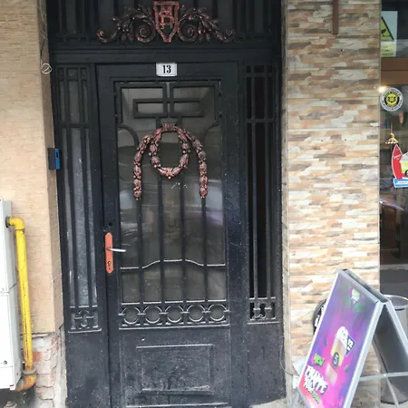 Glimpse Of The Past * Bucureşti