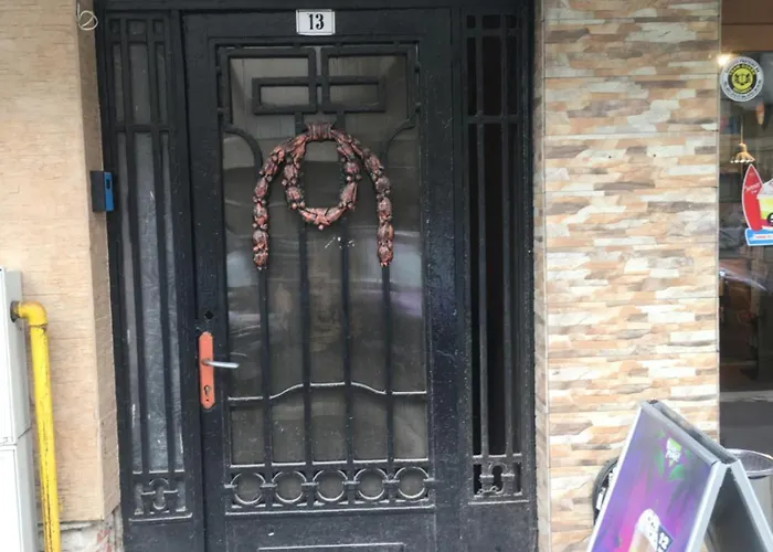 Glimpse Of The Past * Bucureşti