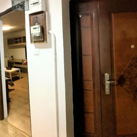 Apartment Glimpse Of The Past Bukarest