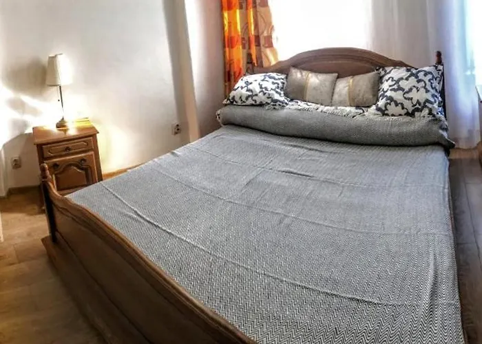 Glimpse Of The Past * Bukurešť